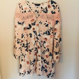 NWOT City Triangles Floral Long Sleeve Dress